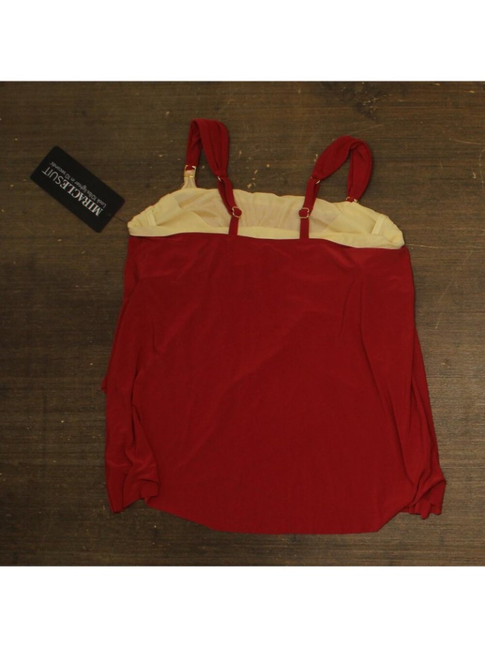 Miraclesuit Scoop Neck Underwire Tankini Top 6518826W Cayenne Red 16W - Picture 2 of 9